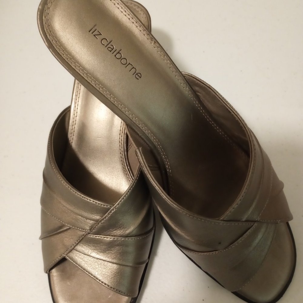 Liz Claiborne Casual